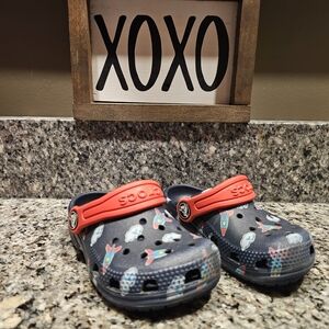 Kids Navy and Red Clogs
